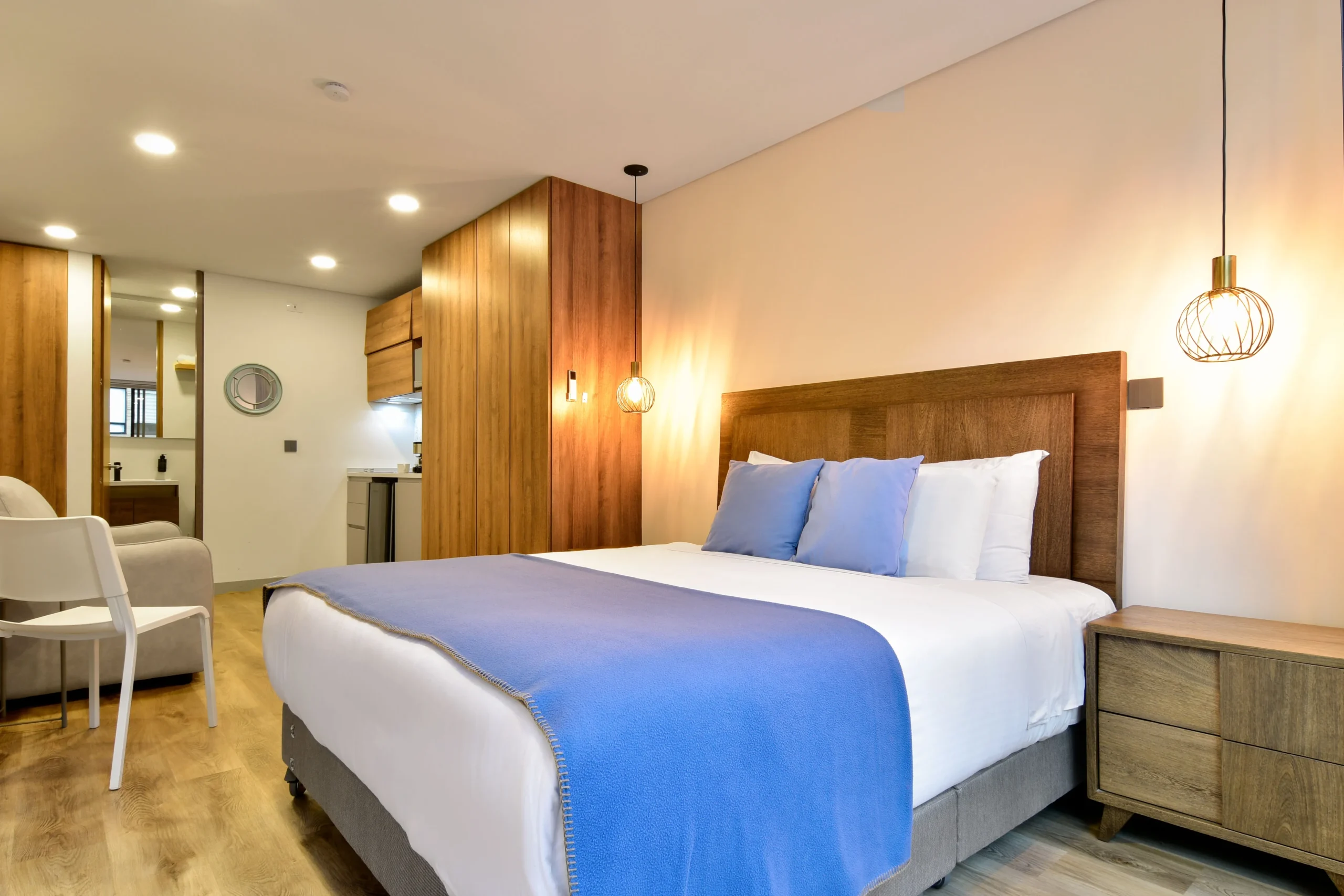 Cama-diagonal-al-interior